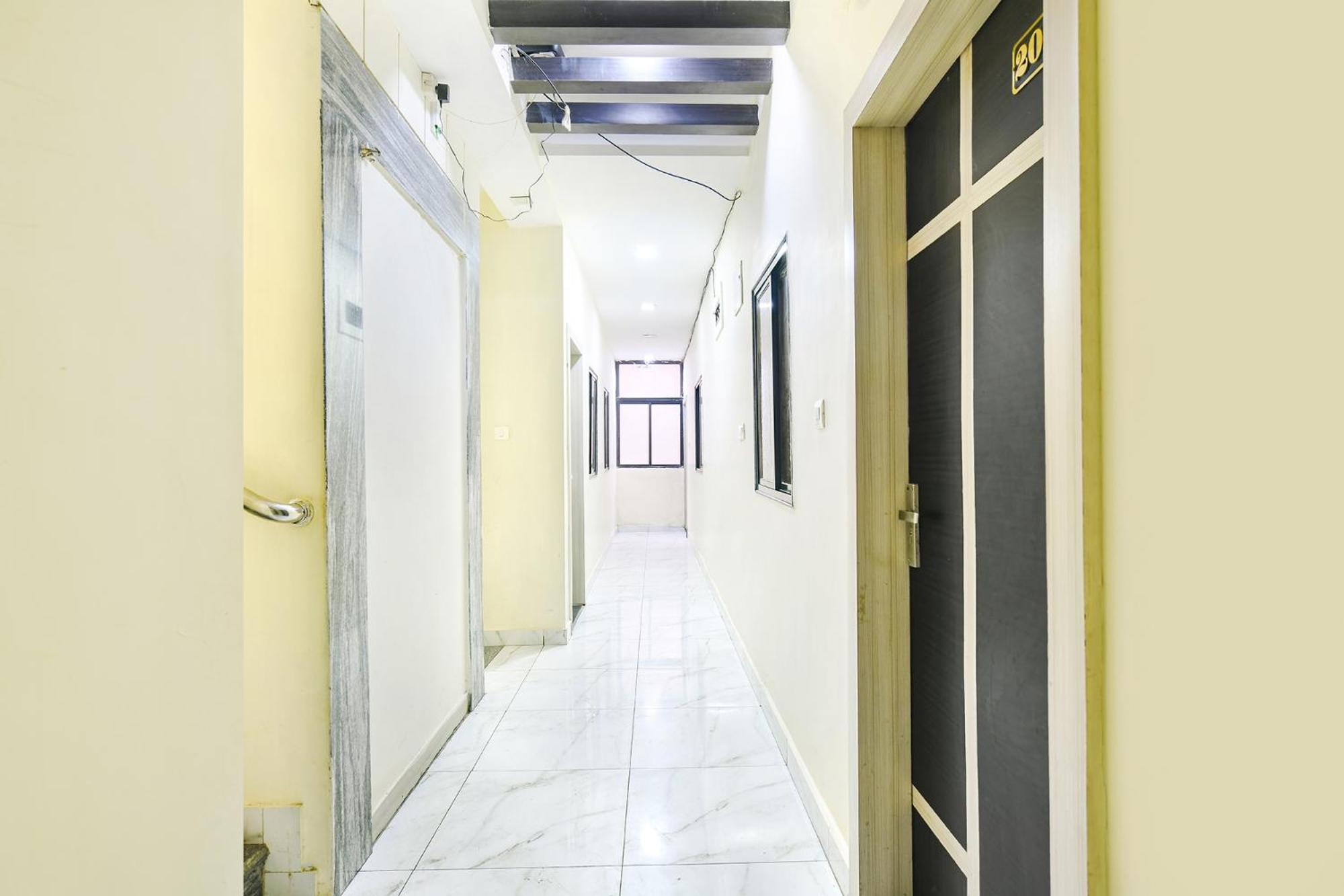Hotel Fabexpress Blue Star Ujjain Exterior foto